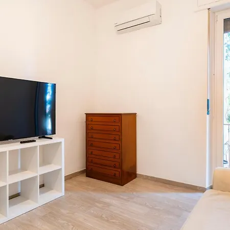Appartement Livorno- Lungomare Viale Italia Bright Apartment! *