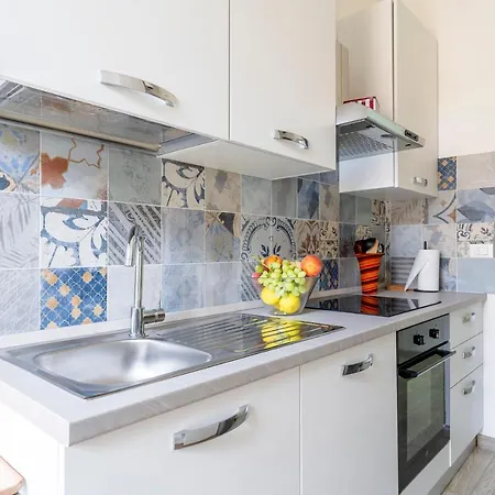 Apartament Livorno- Lungomare Viale Italia Bright Apartment! *